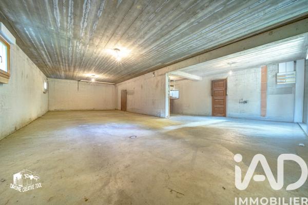 Maison à vendre 9 pièces 295 m² Scy-Chazelles