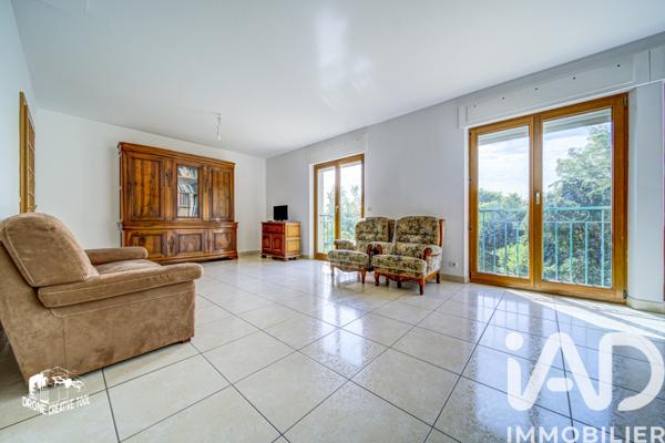 Maison à vendre 9 pièces 295 m² Scy-Chazelles