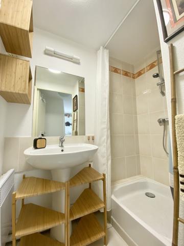 Port Guillaume - Loft 3 pièces exposé Sud-Ouest en parfait état général