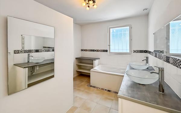 Maison à vendre    6 pièces •  Coulounieix-Chamiers