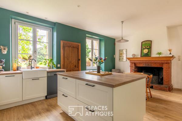 Maison familiale de caractère dans le bourg de Chemillé