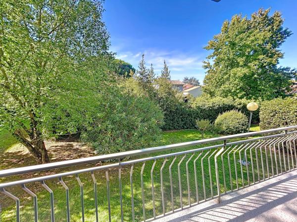 Appartement 4 pièces lumineux avec balcon Caudéran