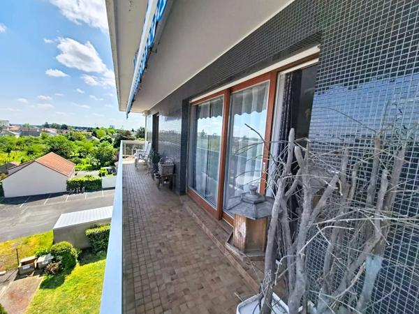 Appartement
         4 pièces
        - 110 m² 263 000 € *