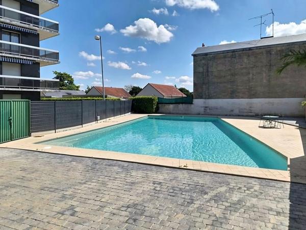 Appartement
         4 pièces
        - 110 m² 263 000 € *