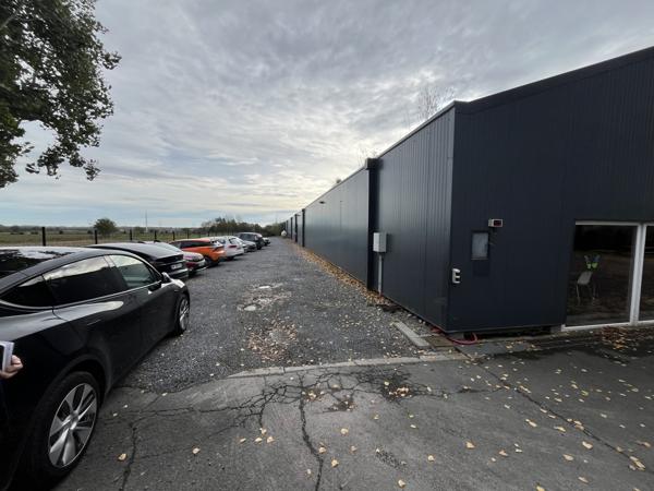 Attiches (59551) Immeuble d'activité Attiches