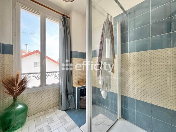 Appartement
         3 pièces
        - 57 m²