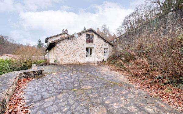 Maison à vendre    6 pièces • 242 m2 Condat-sur-Vienne