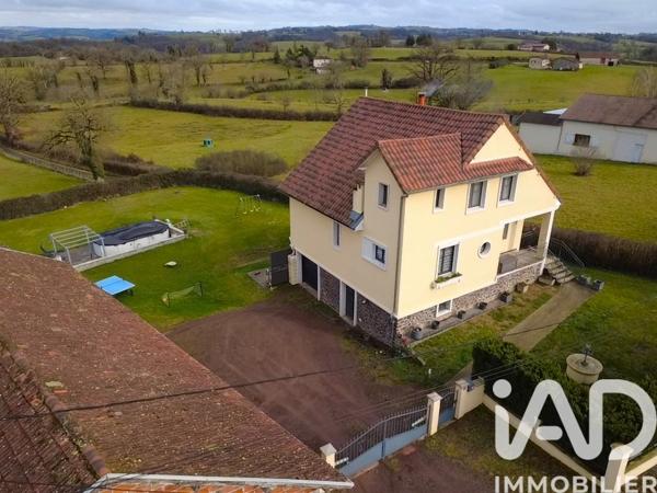 Maison à vendre 7 pièces 130 m² Saint-Santin-de-Maurs
