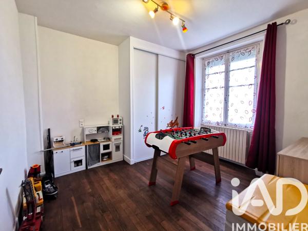 Maison à vendre 7 pièces 130 m² Saint-Santin-de-Maurs