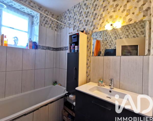 Maison à vendre 7 pièces 130 m² Saint-Santin-de-Maurs