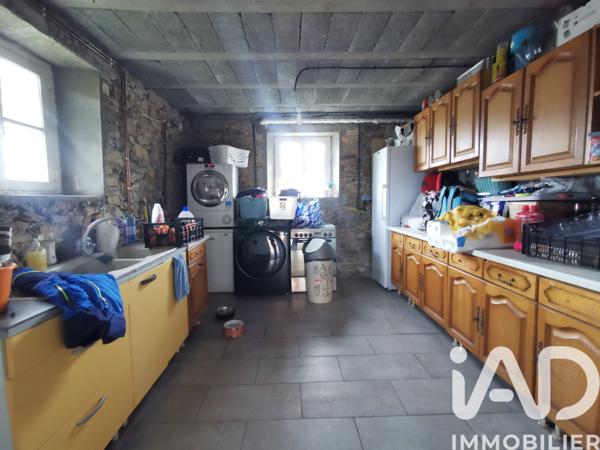 Maison à vendre 7 pièces 130 m² Saint-Santin-de-Maurs