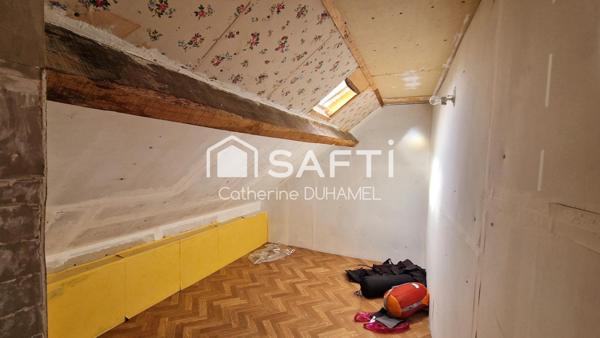 SENS, MAISON SENONAISE DANS QUARTIER RESIDENTIEL