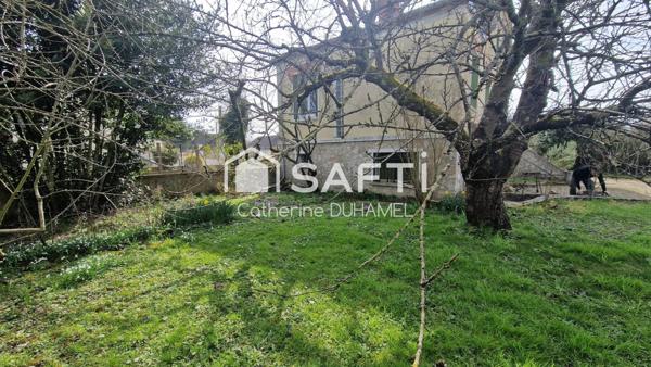 SENS, MAISON SENONAISE DANS QUARTIER RESIDENTIEL