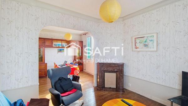 SENS, MAISON SENONAISE DANS QUARTIER RESIDENTIEL