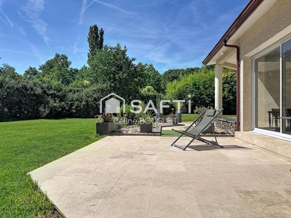 Maison 230m2 5 chambres et double garage