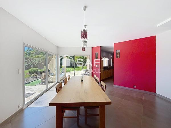Maison 230m2 5 chambres et double garage