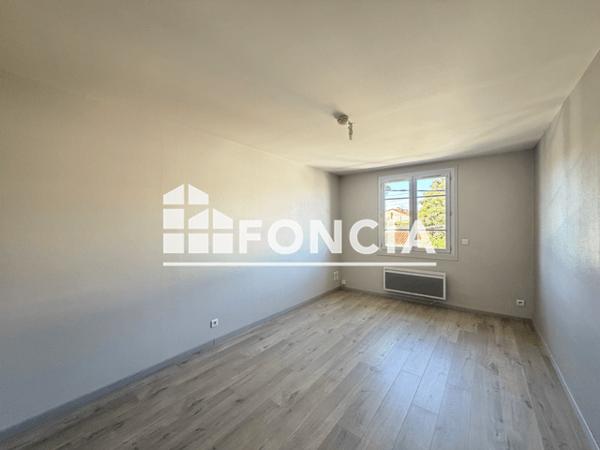 Location Studio 20 m² - 12 RUE DESCARTES Albi 81000