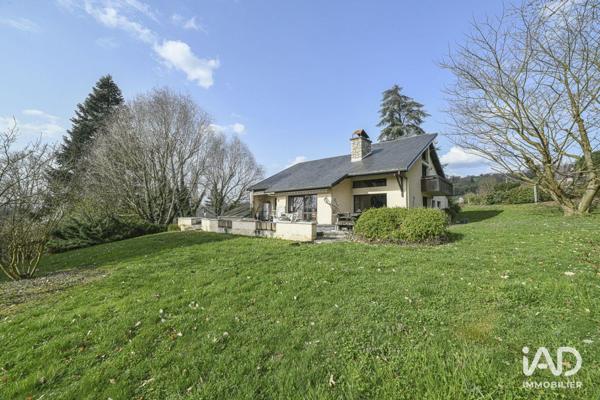 Maison à vendre 5 pièces 219 m² Saint-Genix-les-Villages