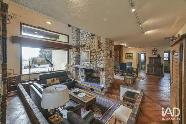 Maison à vendre 5 pièces 219 m² Saint-Genix-les-Villages