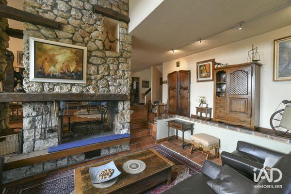 Maison à vendre 5 pièces 219 m² Saint-Genix-les-Villages