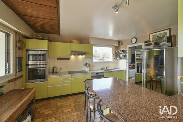 Maison à vendre 5 pièces 219 m² Saint-Genix-les-Villages