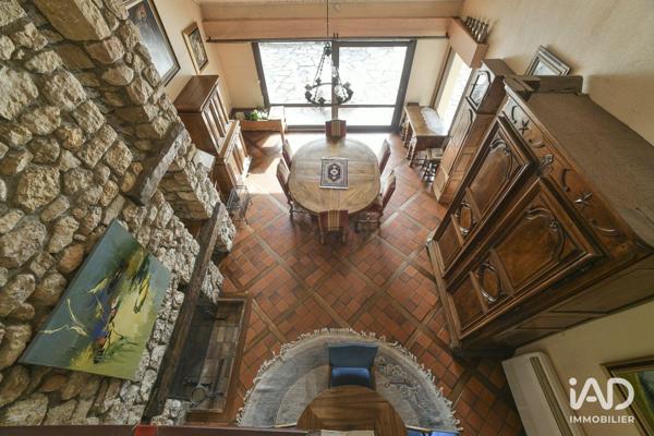 Maison à vendre 5 pièces 219 m² Saint-Genix-les-Villages