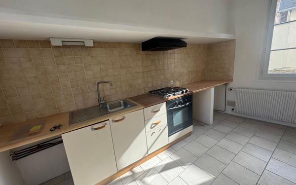 Maison à vendre    4 pièces • 72 m2 Conches-en-Ouche