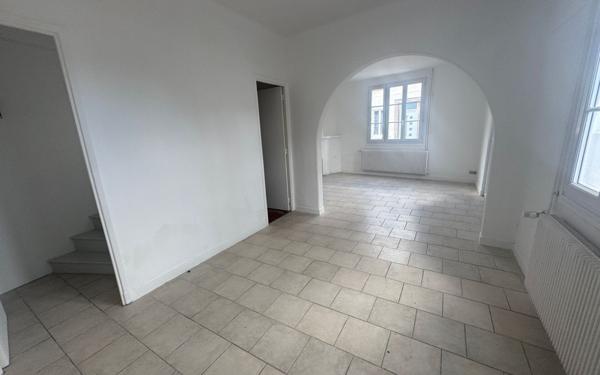 Maison à vendre    4 pièces • 72 m2 Conches-en-Ouche