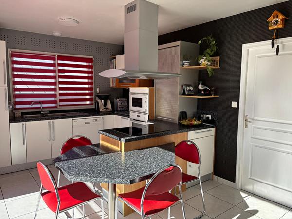 Maison Les Sables D Olonne 6 pièce(s) 149.93 m2