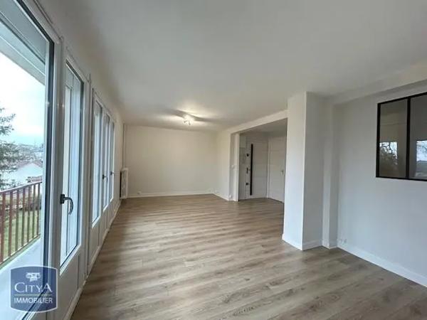 Appartement à louer 3 pièces 68.6m²