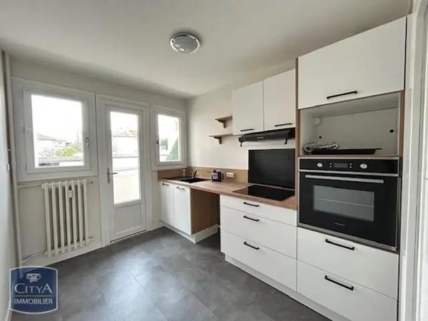 Appartement à louer 3 pièces 68.6m²