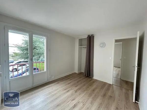 Appartement à louer 3 pièces 68.6m²