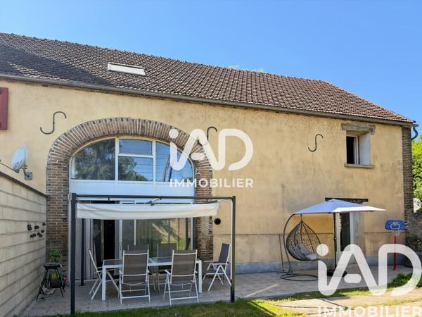 Immeuble à vendre 177 m² Paron