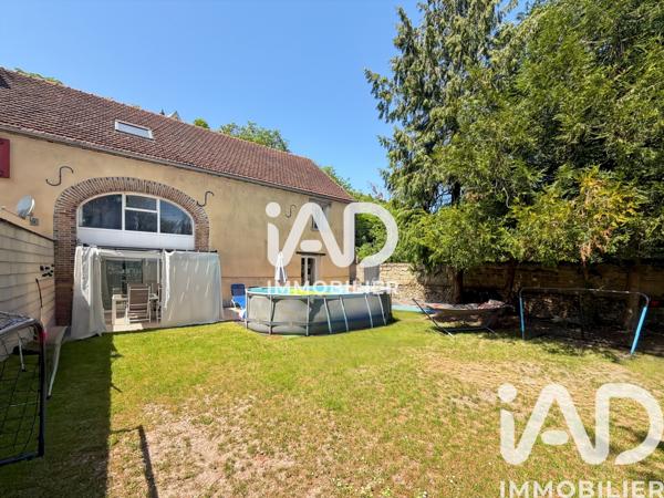 Immeuble à vendre 177 m² Paron