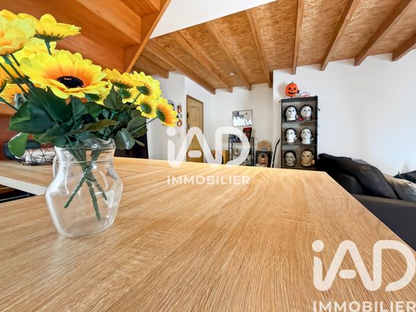 Immeuble à vendre 177 m² Paron