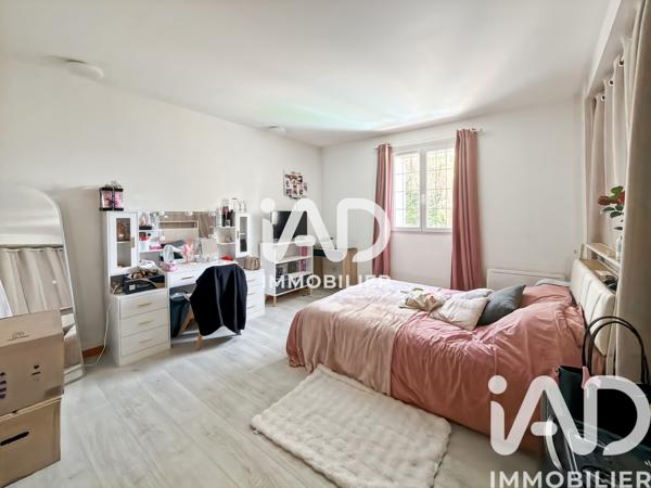 Immeuble à vendre 177 m² Paron