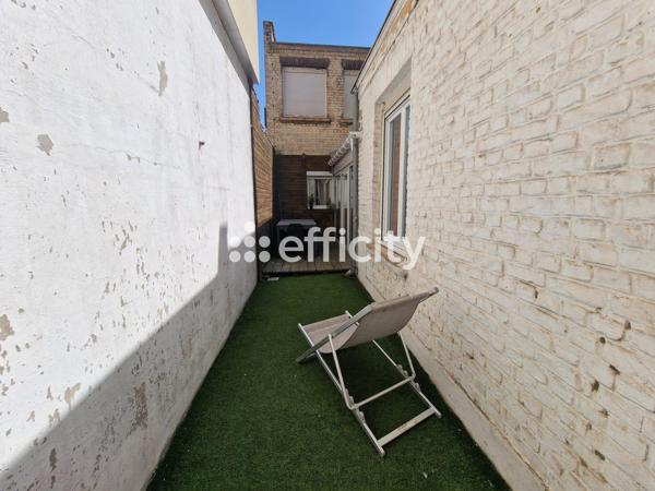 Appartement
         2 pièces
        - 60 m² Exclusivité 235 000 € *