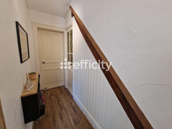 Appartement
         2 pièces
        - 60 m² Exclusivité 235 000 € *