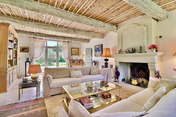 A vendre - Mas provençal ancien au calme absolu - Sud Luberon