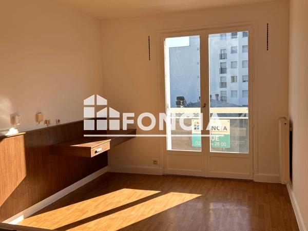 Location Studio 21.22 m² - ENTREE A Orleans 45000