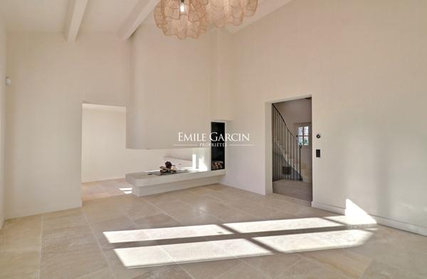 A Vendre - Grande maison familiale rénovée à Fontvieille