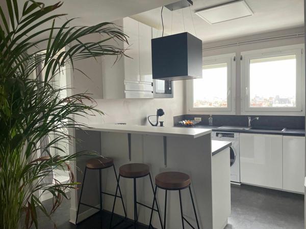 Appartement à vendre    4 pièces • 83,23 m2 La Rochelle