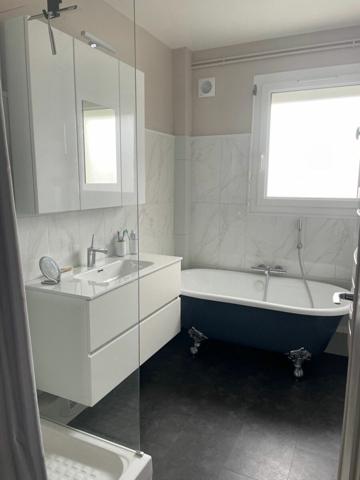 Appartement à vendre    4 pièces • 83,23 m2 La Rochelle