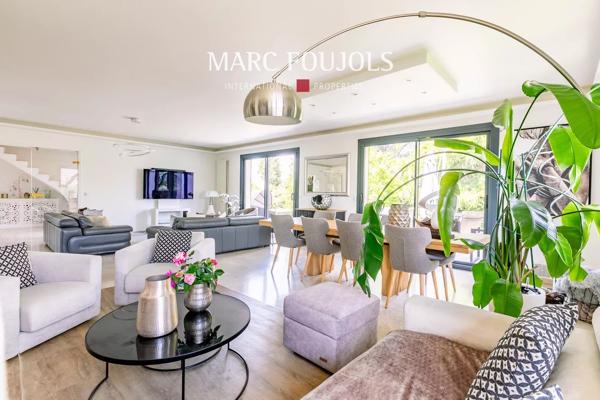 Maison d’Exception Entièrement Rénovée – 8 Chambres – Terrain de 2891 m²