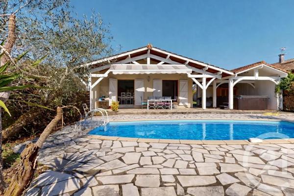 Maison à vendre  6 pièces - 132 m 2   CAPBRETON  - 40