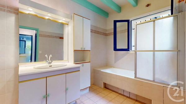 Maison à vendre  6 pièces - 132 m 2   CAPBRETON  - 40