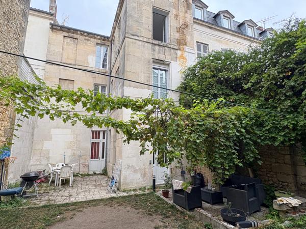 Maison
                                                                                                                                                                                                                                                                                                                        6 pièce(s)                                                                                                                                                                                                          4 chambre(s)                                                                                                                                                                                                          158  m²