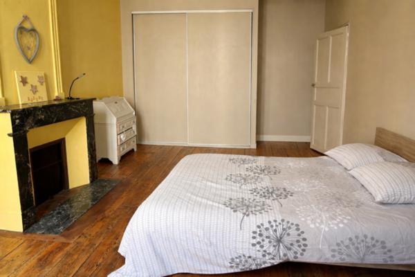 Maison
                                                                                                                                                                                                                                                                                                                        6 pièce(s)                                                                                                                                                                                                          4 chambre(s)                                                                                                                                                                                                          158  m²
