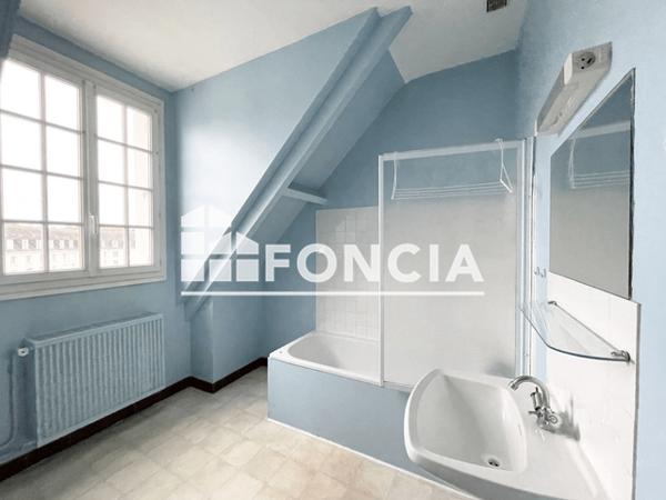 Location Appartement 2 pièces 48.85 m² - 10 RUE CHAMPLAIN Tours 37200