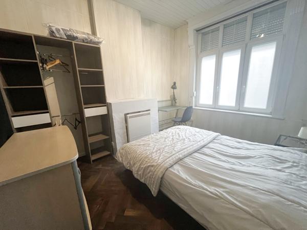 LILLE - APPARTEMENT - T2 MEUBLE